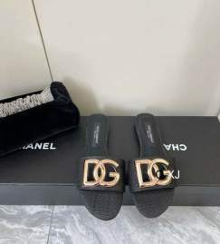 Picture of Dolce Gabbana Slippers _SKUDGsz35-40XJ04032809